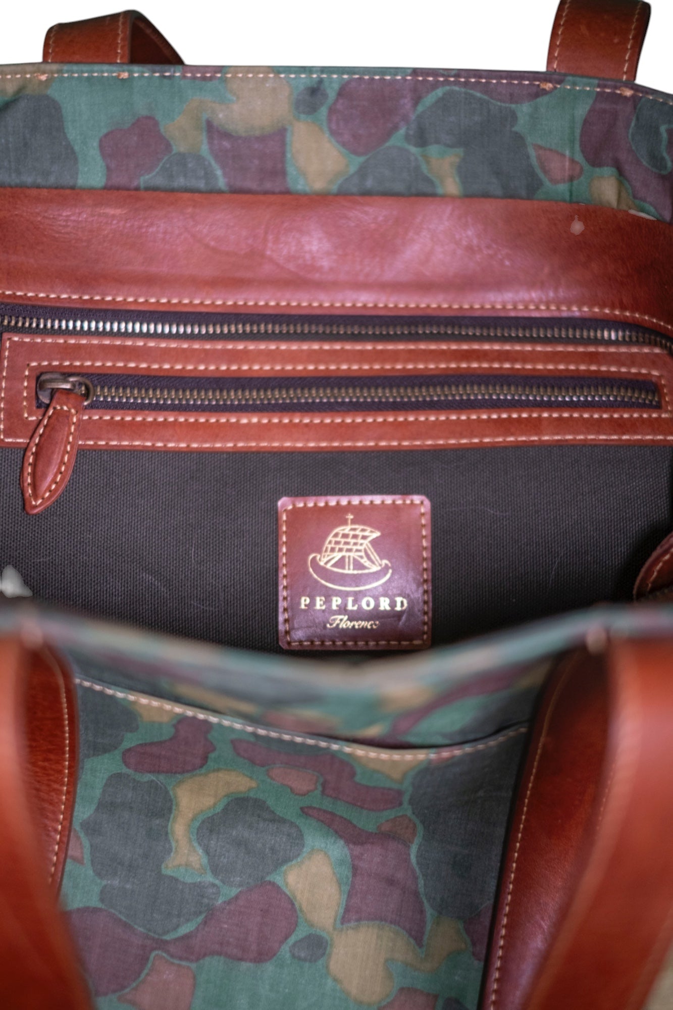 The Almiriki frogskin