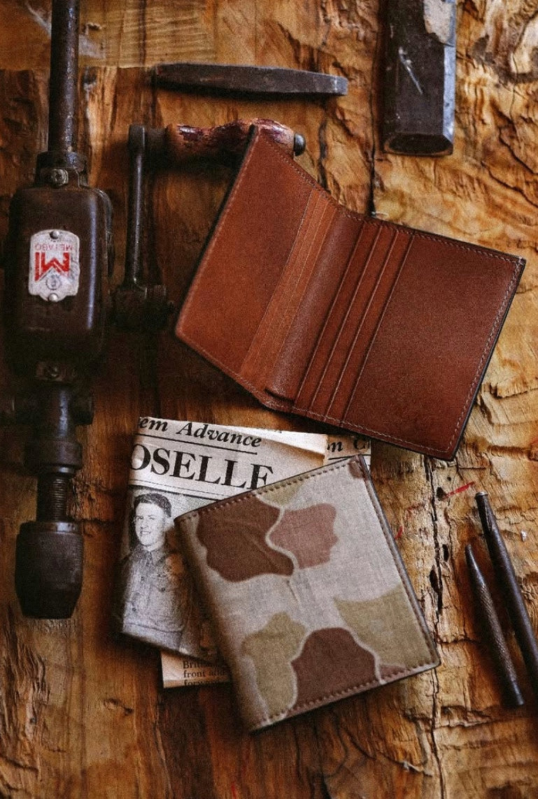 Frogskin wallet beach