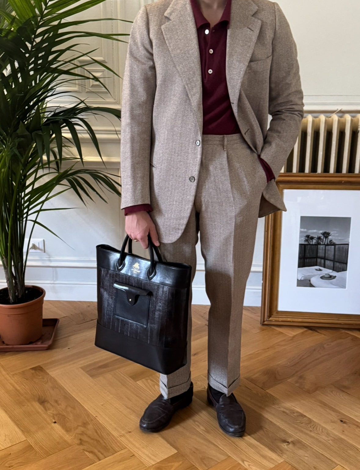The Eel tote